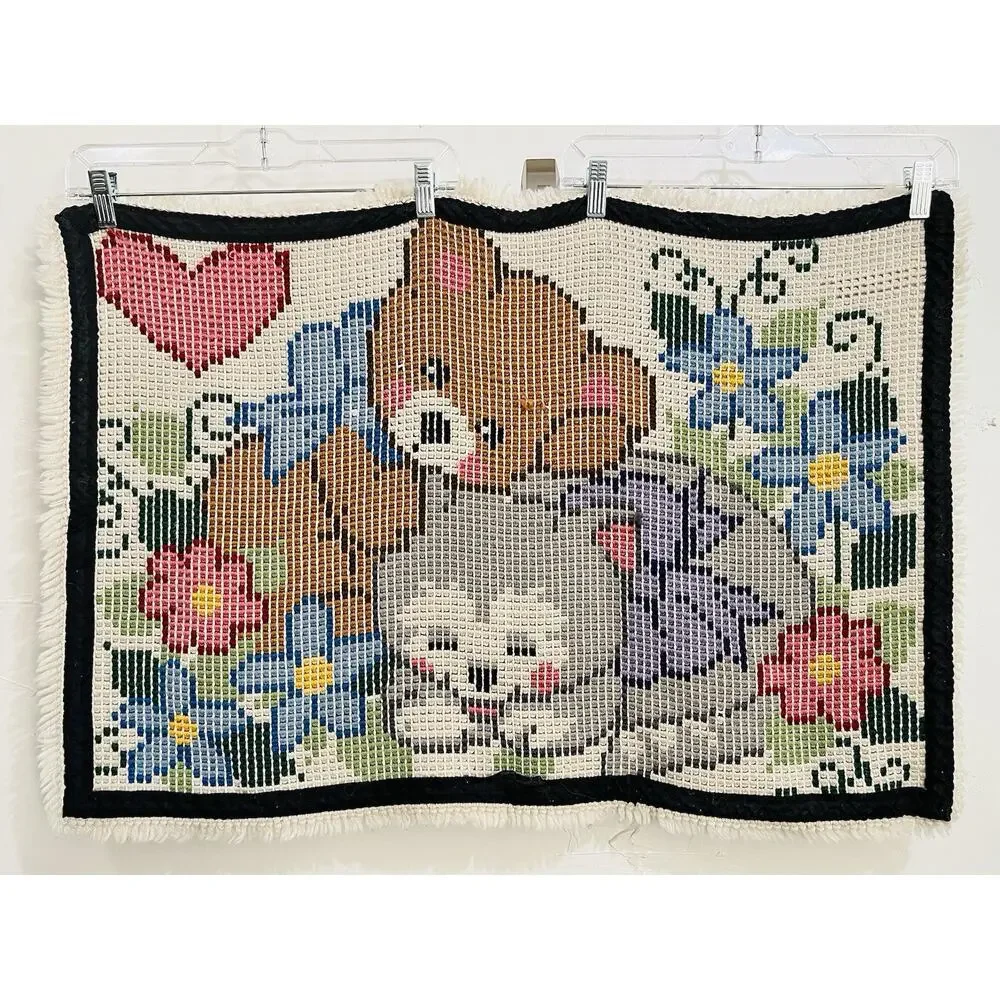 Vintage Latch Hook Rug Wall Hanging Bears Heart Completed Finished #4381 Baby Mo